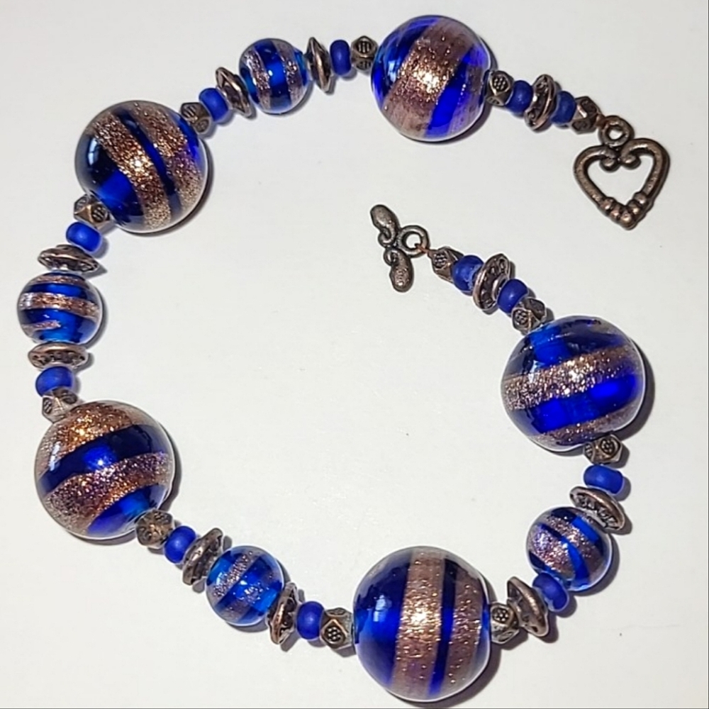 COBALT BLUE COPPER GLITTER STRIPED LAMPWORK BEAD BRACELET - EXTRA LONG